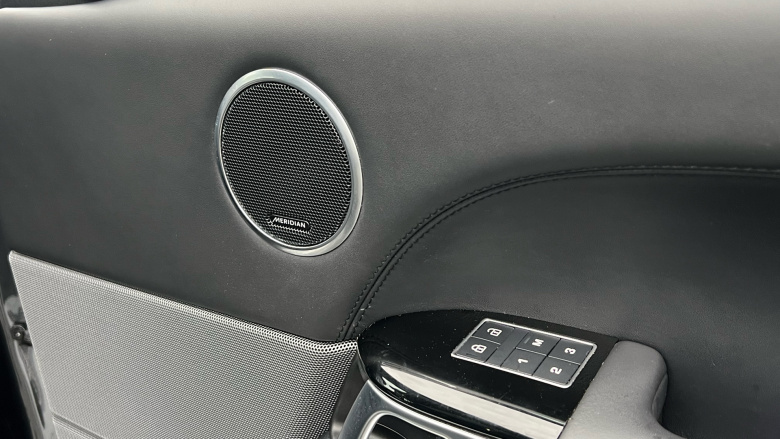 Land Rover Range Rover Sport 3.0 D300 Autobiography Dynamic 5dr Auto Diesel Estate